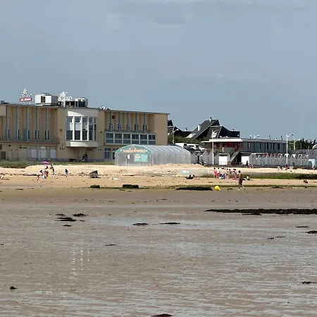 Ferienhaus Waterfront House With Garden And Parking Luc-sur-Mer