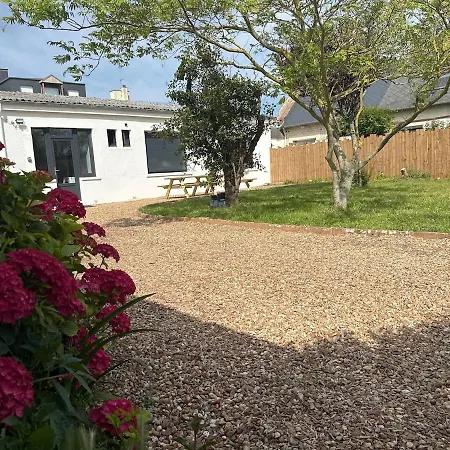 Waterfront House With Garden And Parking * Luc-sur-Mer